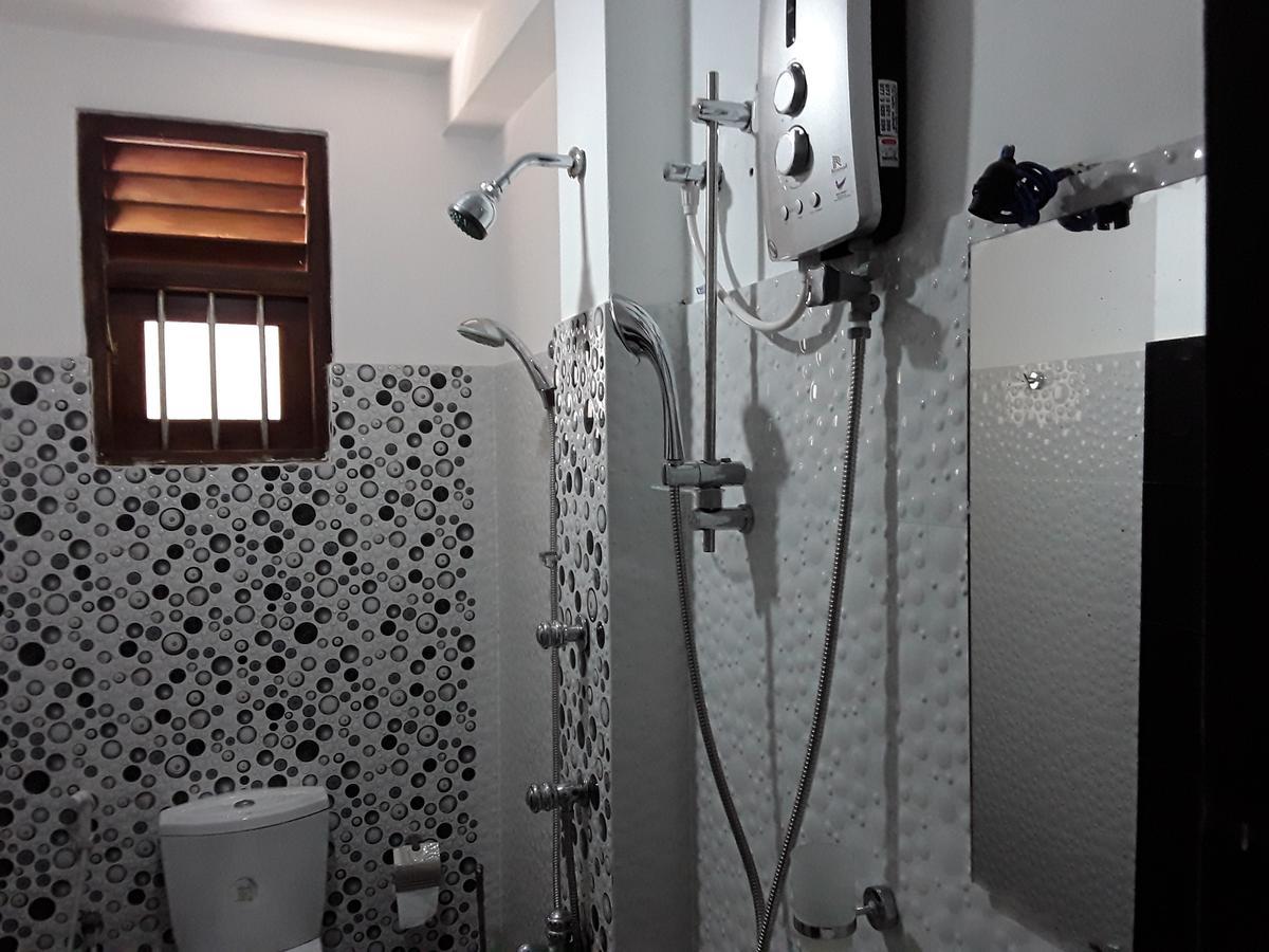 Darshani Hikka Villa ヒッカドゥワ エクステリア 写真